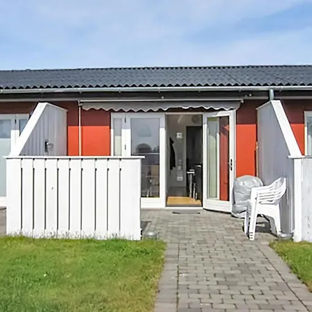 Stunning In Aakirkeby With Kitchen Apartment *